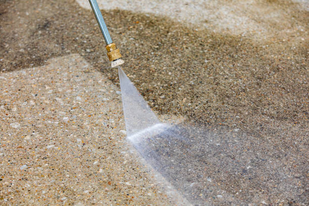 Best Pool Deck Cleaning  in Bellevue, WI